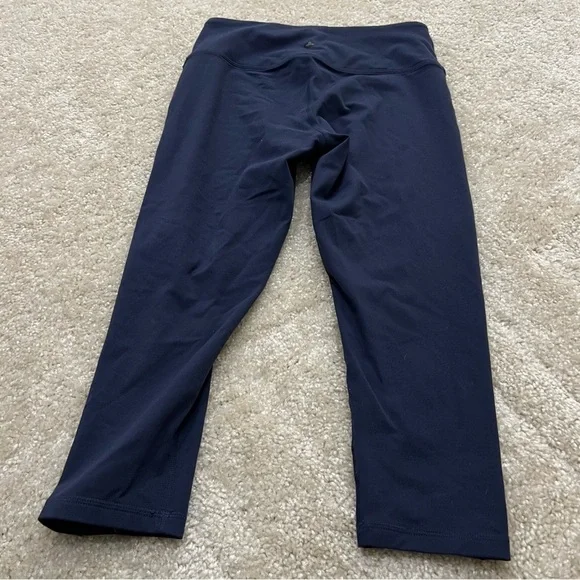 prAna Capri Yoga Active Pants Leggings Navy Blue Size Medium Gym, - Picture 13 of 15
